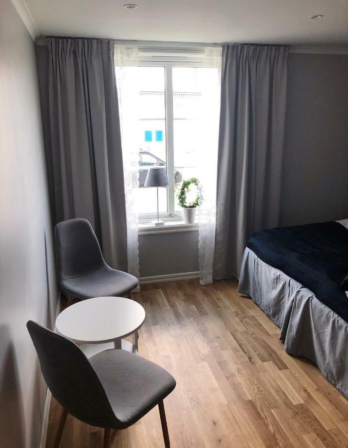 Lindens Bed&Breakfast Мелеруд Екстериор снимка